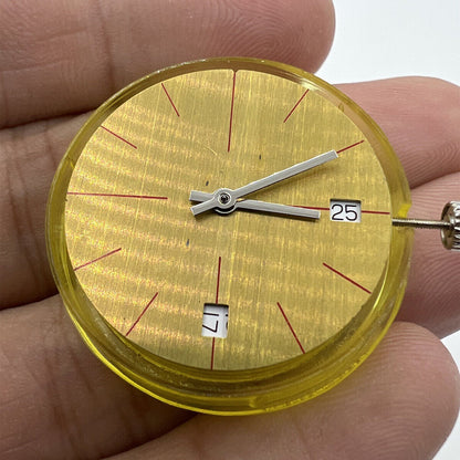 Seagull ETA 2892A2 automatic watch movement with mechanical calendar window, precision timekeeping.