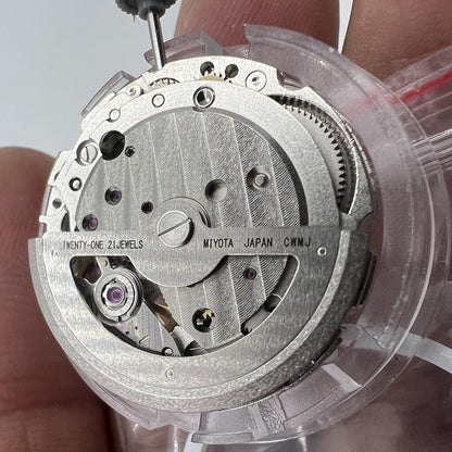 Miyota Citizen 82S7 silver plated automatic watch movement, precise mechanical timekeeping component