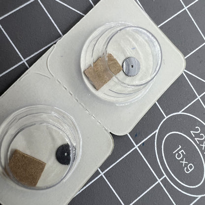 Ratchet wheel for 2135 automatic watch movement, durable replacement part for precise timekeeping.