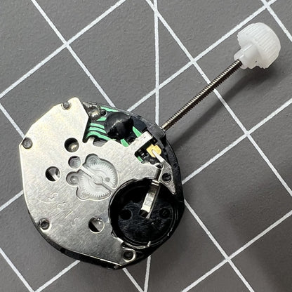 Sunon SL25 quartz watch movement with 3 hands, date window at 3 and 6 o'clock positions.