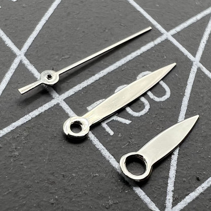 Silver watch hands set by NO.1518 for Miyota 2035 movement, perfect for precise watch repairs.