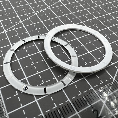 2 Stück weiße 31mm Keramik Lünette mit Zahlen für Herren Damen Uhren