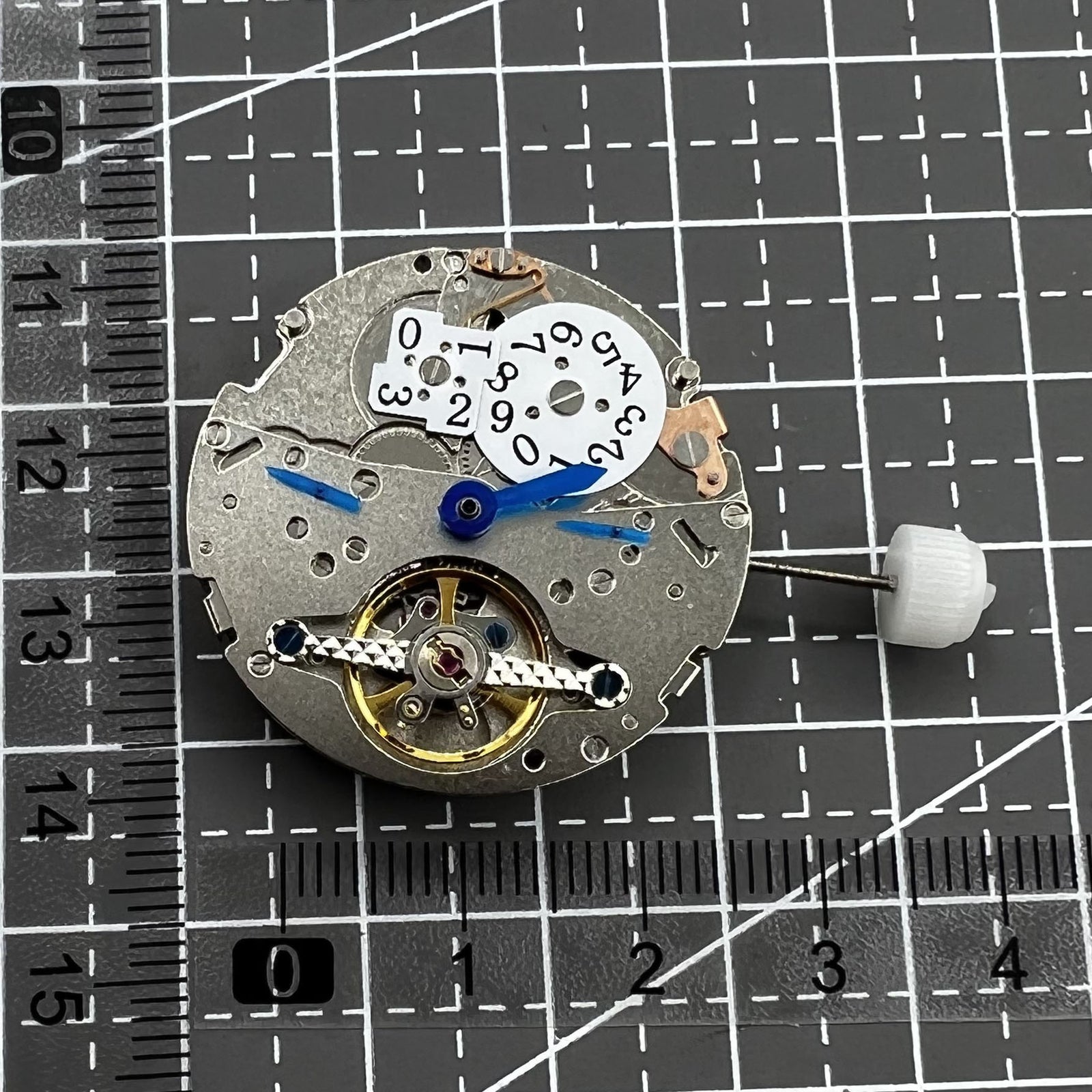 Shanghai multifunktionale mechanische Armbanduhr mit Datum-Anzeige bei 12 Uhr f�r stilvolle Zeitmessung