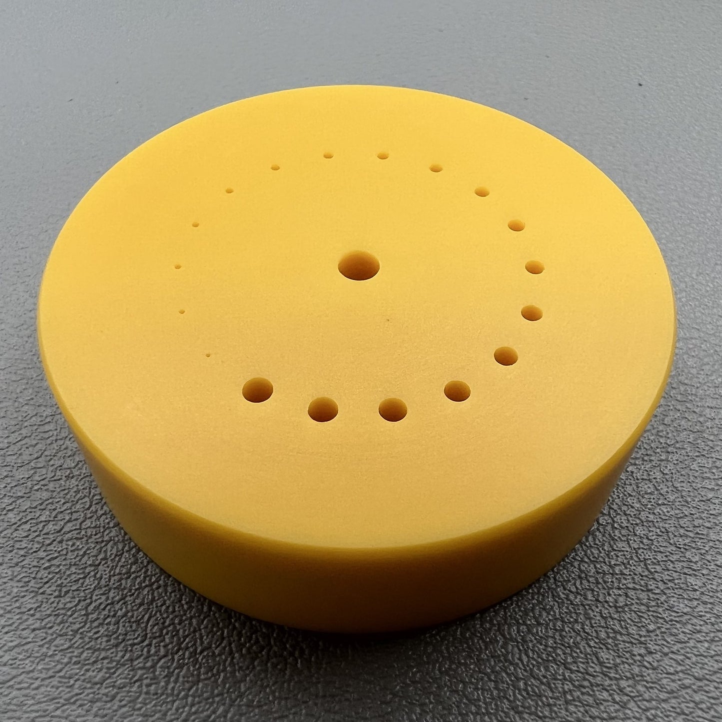 Gelber Halter für 45mm Uhrwerks-Balance-Welle und Zeiger