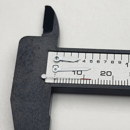 Grüne Pfeilförmige Zeiger Set Rote Spitze Weiße Umrandung Für NH35 NH36 Uhr