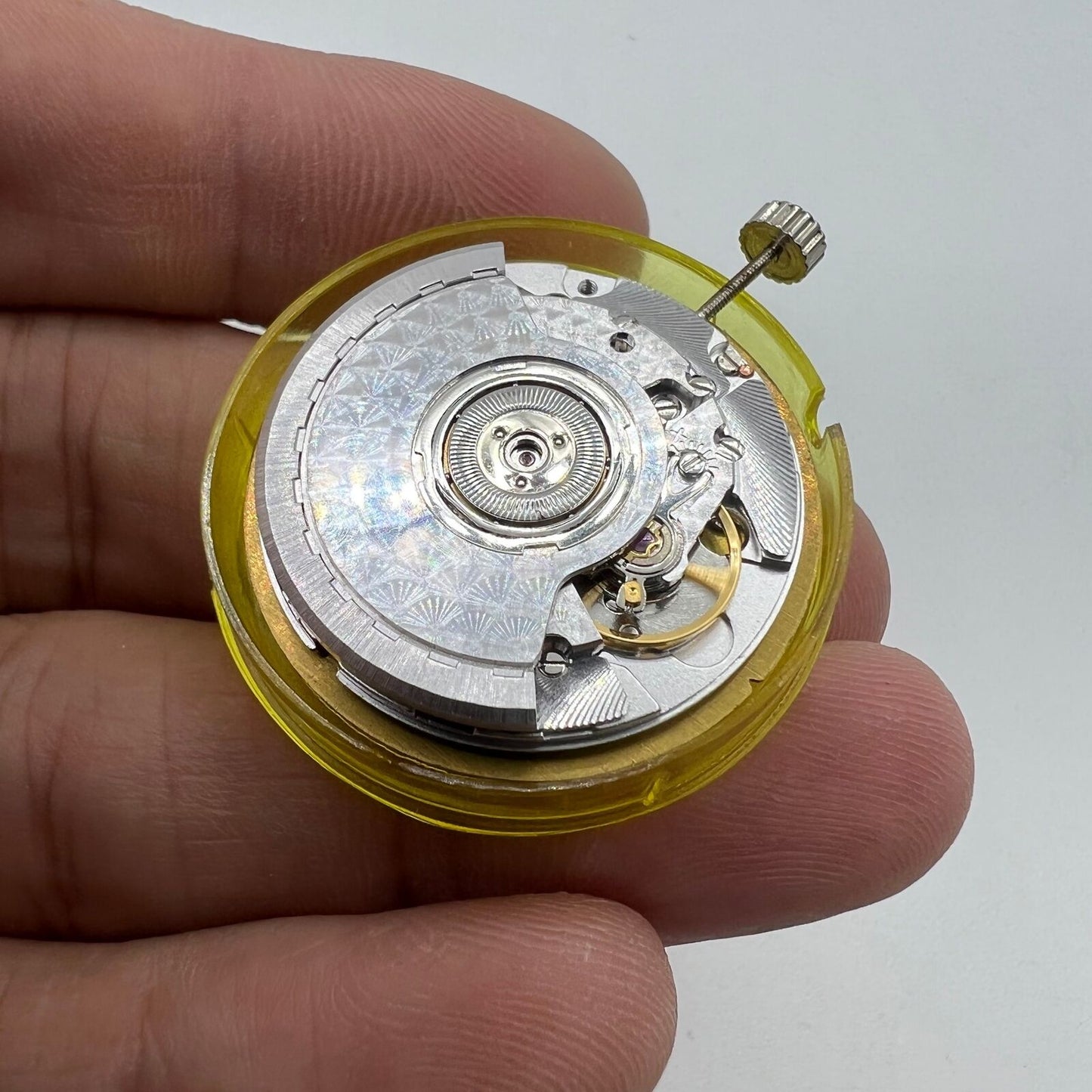 Seagull ETA 2892A2 automatic watch movement with mechanical calendar, precision timekeeping accessory.
