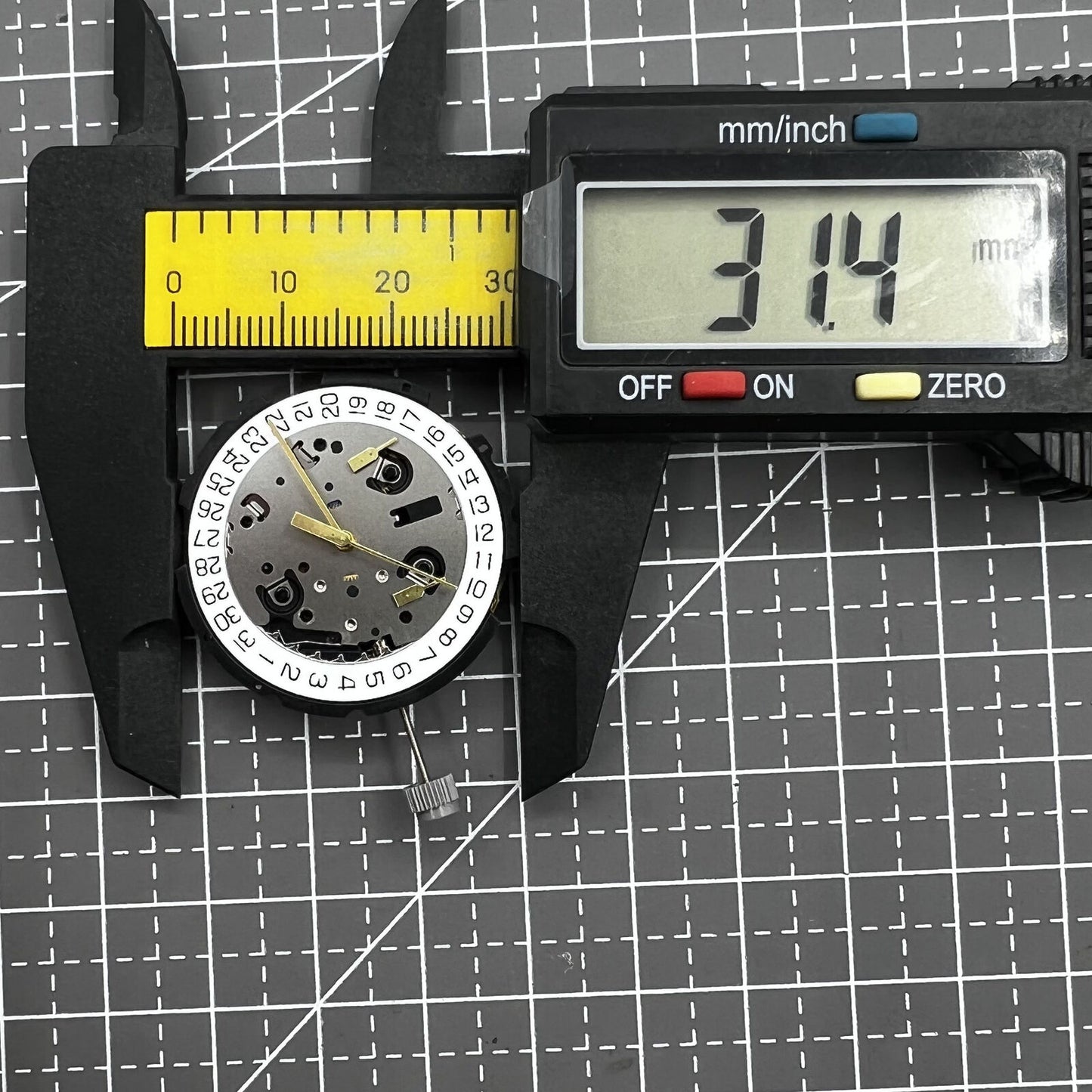 Swiss ETA G10.212 quartz watch movement displaying 3 hands and date function for precise timekeeping.