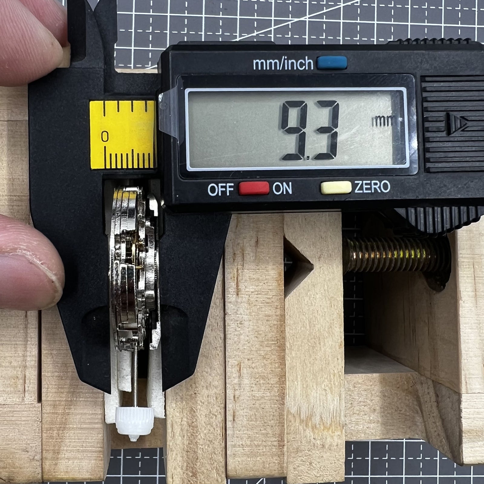 Multifunktionale Shanghai Automatik-Uhr mit mechanischem Werk, kleine Sekunde bei 9 Uhr, elegantes Design