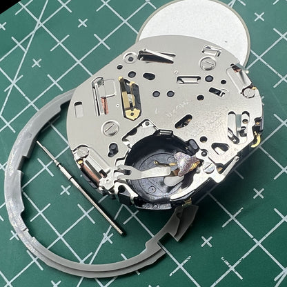 Hattori Epson TMI YM62A quartz watch movement for precise and reliable timekeeping in watch accessories.