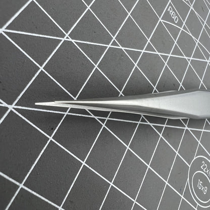 Bergeon 7026-3 antimagnetic tweezer for precise fine hairspring handling in watch repairs