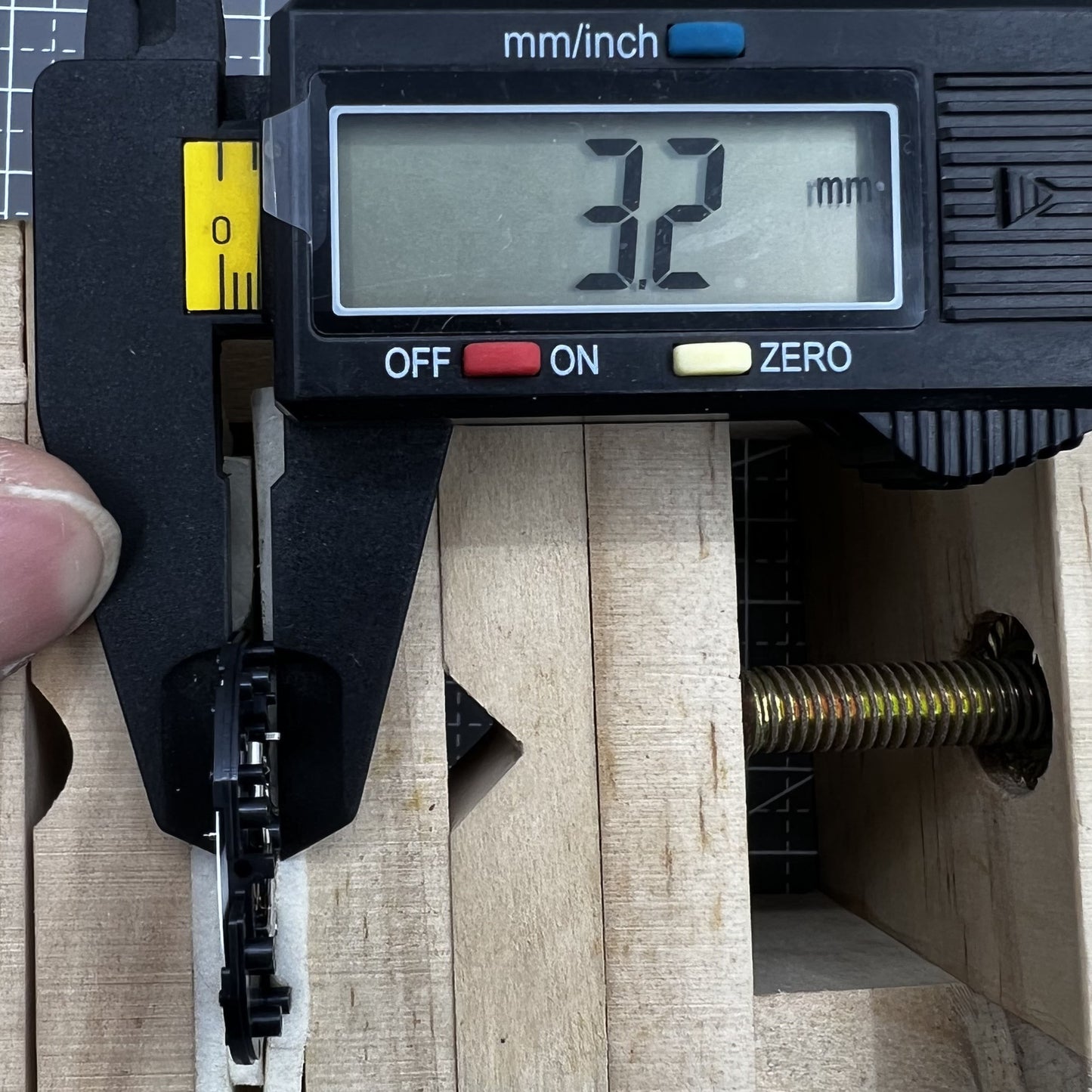 2 Stück Hattori Epson TMI VX62 VX62E Quarz Uhrwerk mit Krone