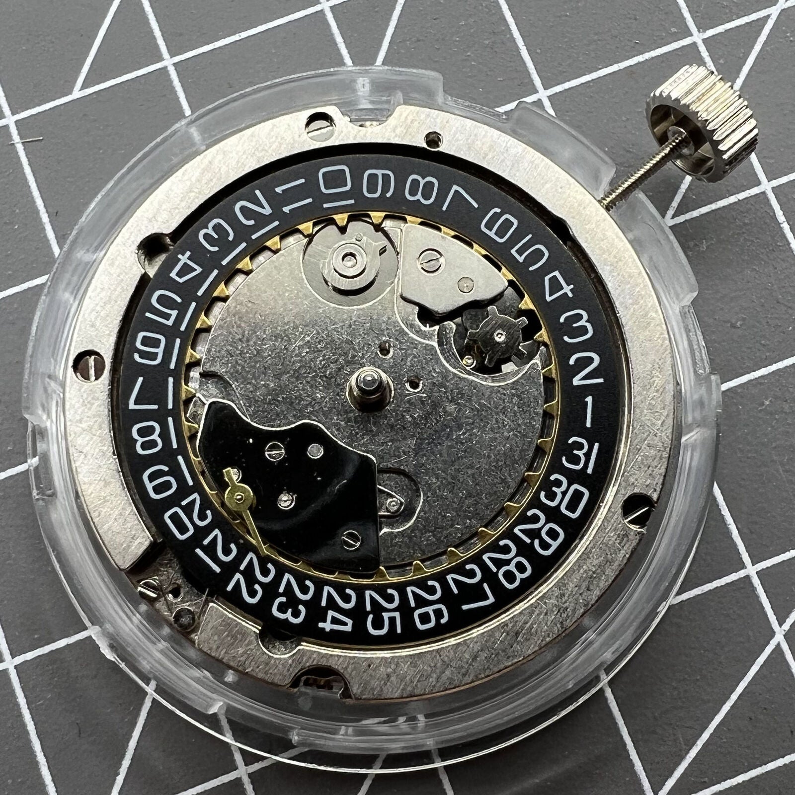 Seagull ST25 automatic watch movement with small second at 9H, featuring perlage finish for watch accessories.
