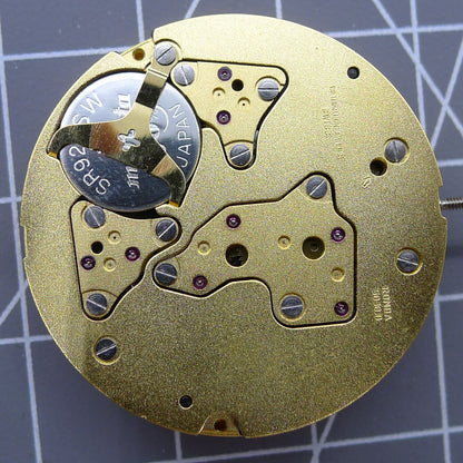 Swiss Made Ronda 5030D quartz watch movement with date display at 4 o'clock, precise timekeeping.