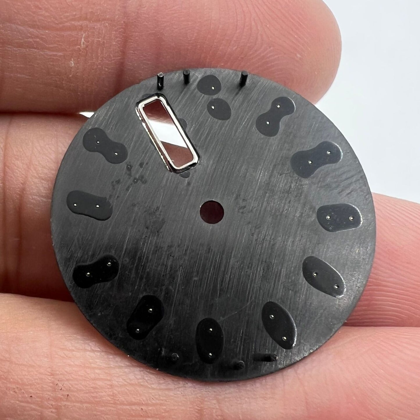 No Lume black metal dial for NH36 4R36 movement, perfect for precise custom watch repairs.
