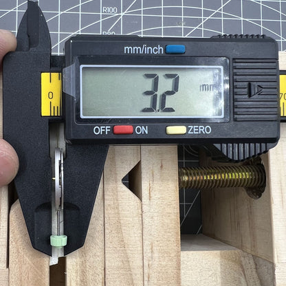 Cartier CTR-690 Swiss Made quartz watch with 2-hand display, no calendar, classic design.