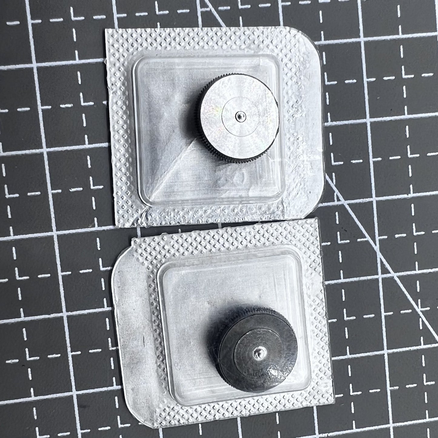 2 Stück Mainspring Komplett Original für Omega 8500A Uhrwerk Barrel