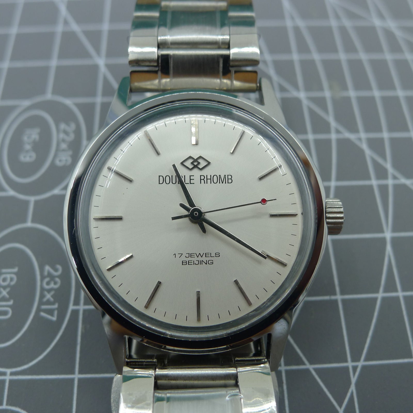 Beijing 36mm manual mechanical watch with silver case, silver nail indices, classic style for enthusiasts and collectors.