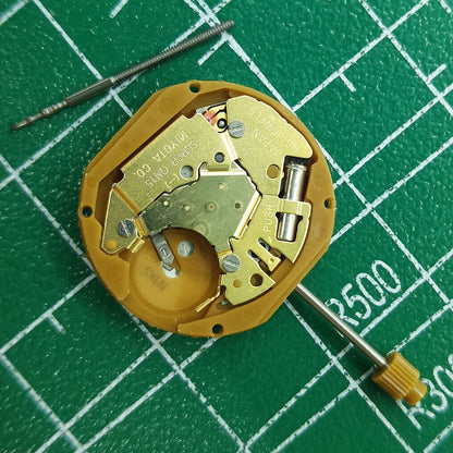 Miyota GN15 quartz watch movement showing date at 6 o'clock, durable Japanese mechanism for precision timekeeping.