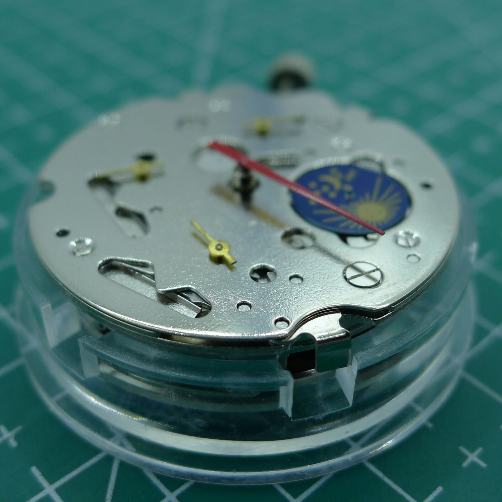 Seagull ST16 mechanical automatic watch movement, precision engineering from China, ideal for watch repairs and assembly.