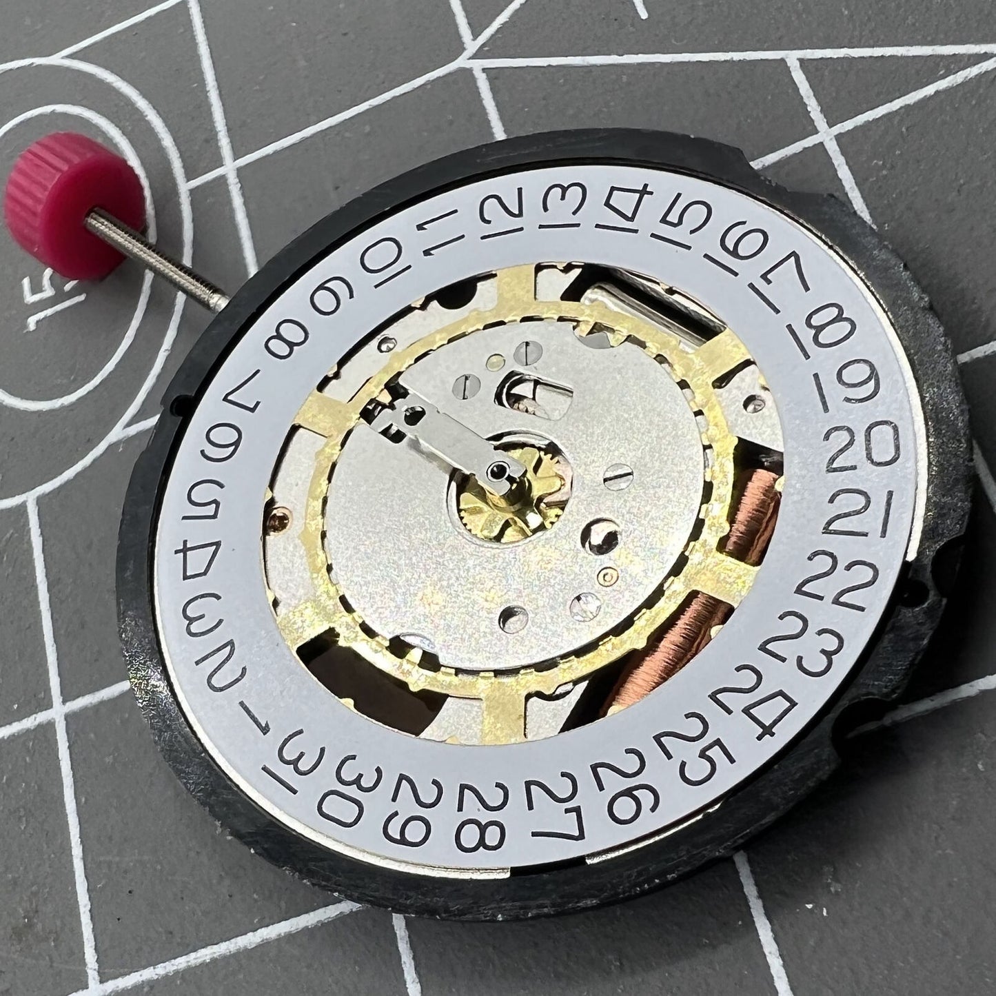 Swiss Made Ronda 715 quartz watch movement with date display at 3 o'clock for watch accessories