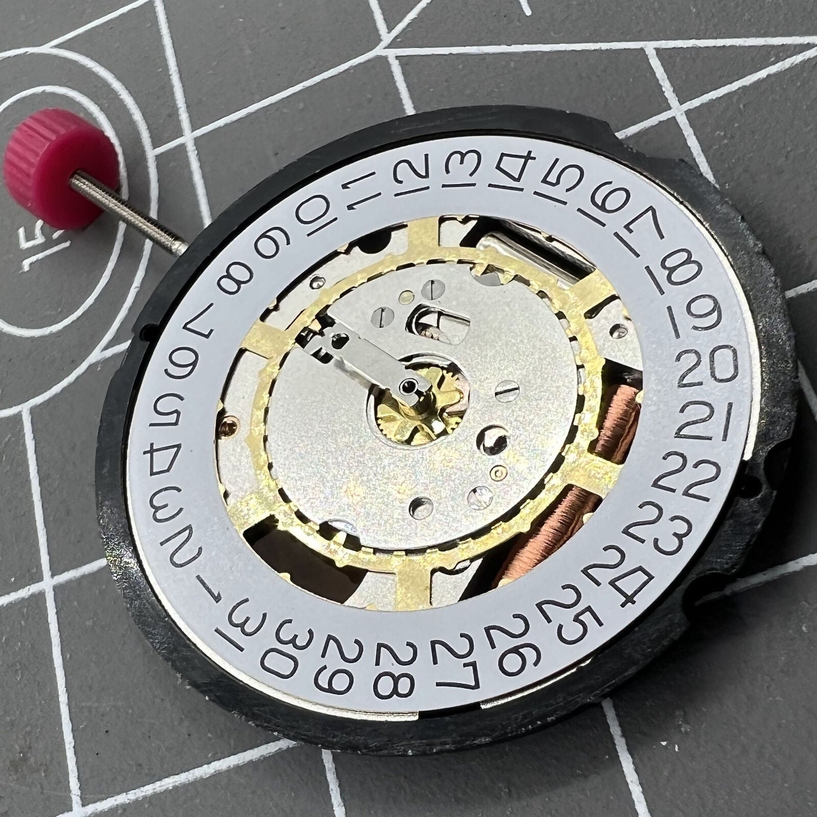 Swiss Made Ronda 715 quartz watch movement with date display at 3 o'clock for watch accessories