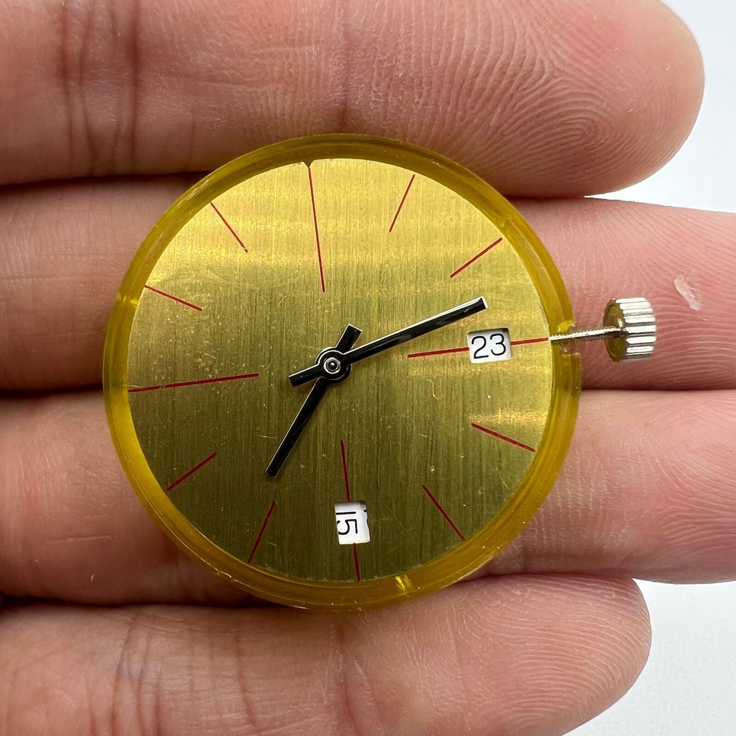 Seagull ETA 2892A2 automatic watch movement featuring mechanical calendar window for precise timekeeping.