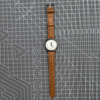 33mm Chunlan steel manual mechanical watch with silver dial and 17-jewel movement, paired with a sleek watch band.