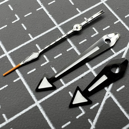 Green luminous arrow-shaped watch hands with black trim for Movement 8200/8215/8200, boosting visibility and style.