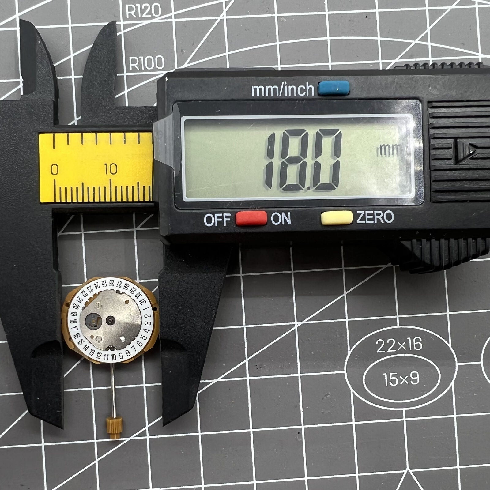 Japan Miyota GL10 quartz watch movement featuring 3 hands and date display at 6 o'clock, precise and reliable for watch accessories.