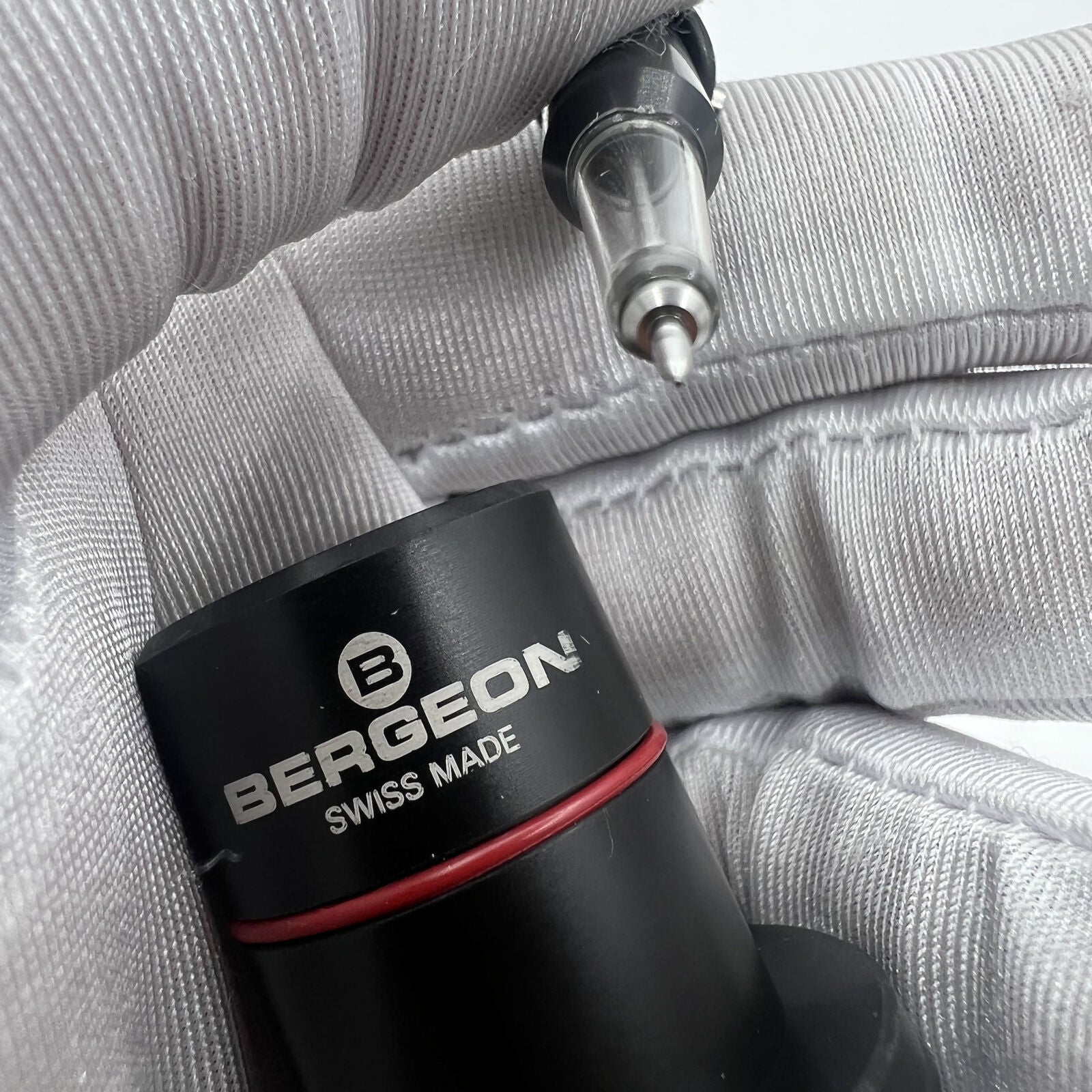 Swiss Made Bergeon 7719-2A automatic oiler tool for precise watch repair and maintenance.