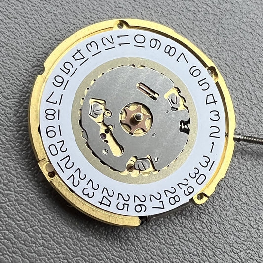 Schweizer Ronda 6004d 6004.D Quartz Uhrenbewegungsdatum bei 3