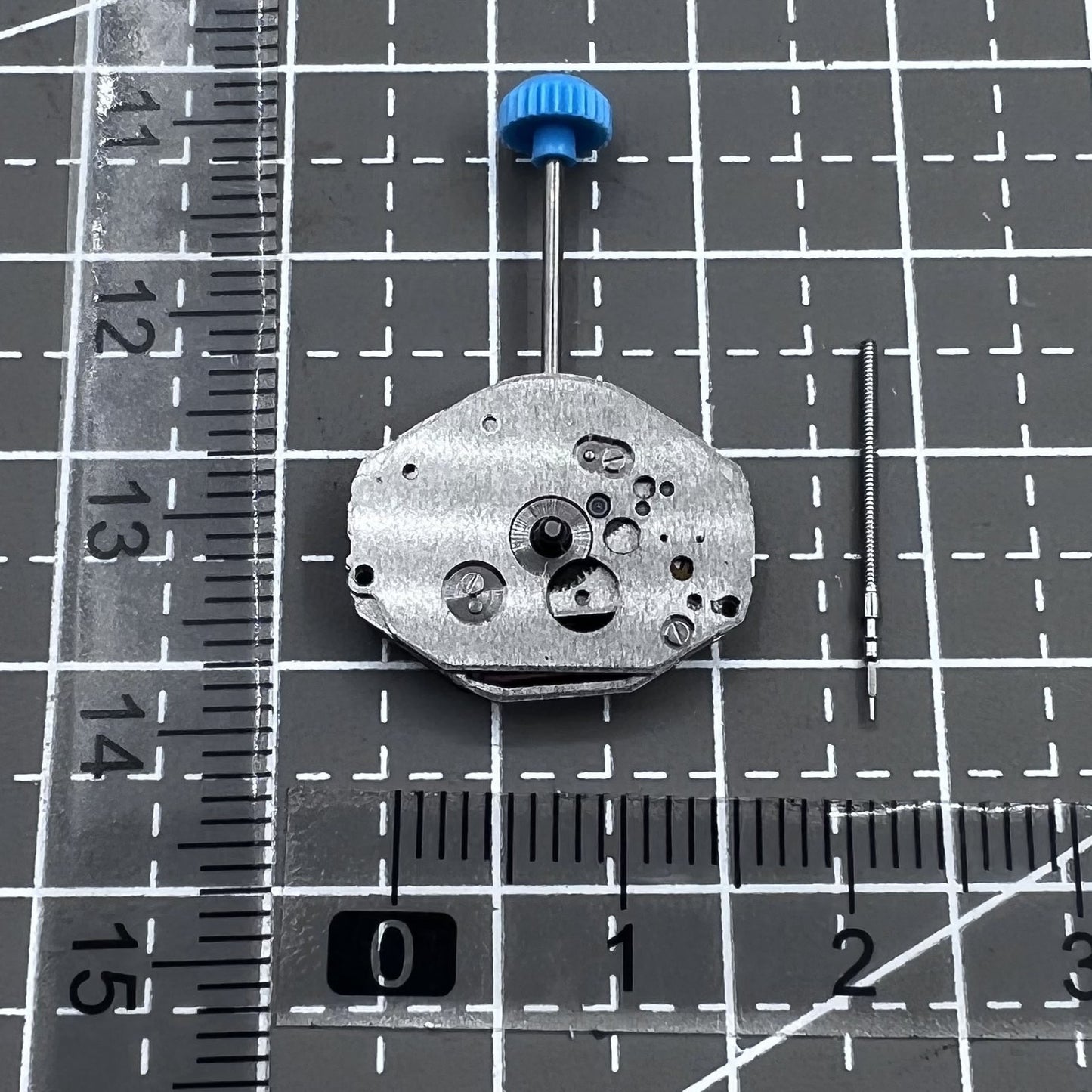 Miyota 6L45 quartz movement, 2-hands mechanism from Japan for precise watch accessories.