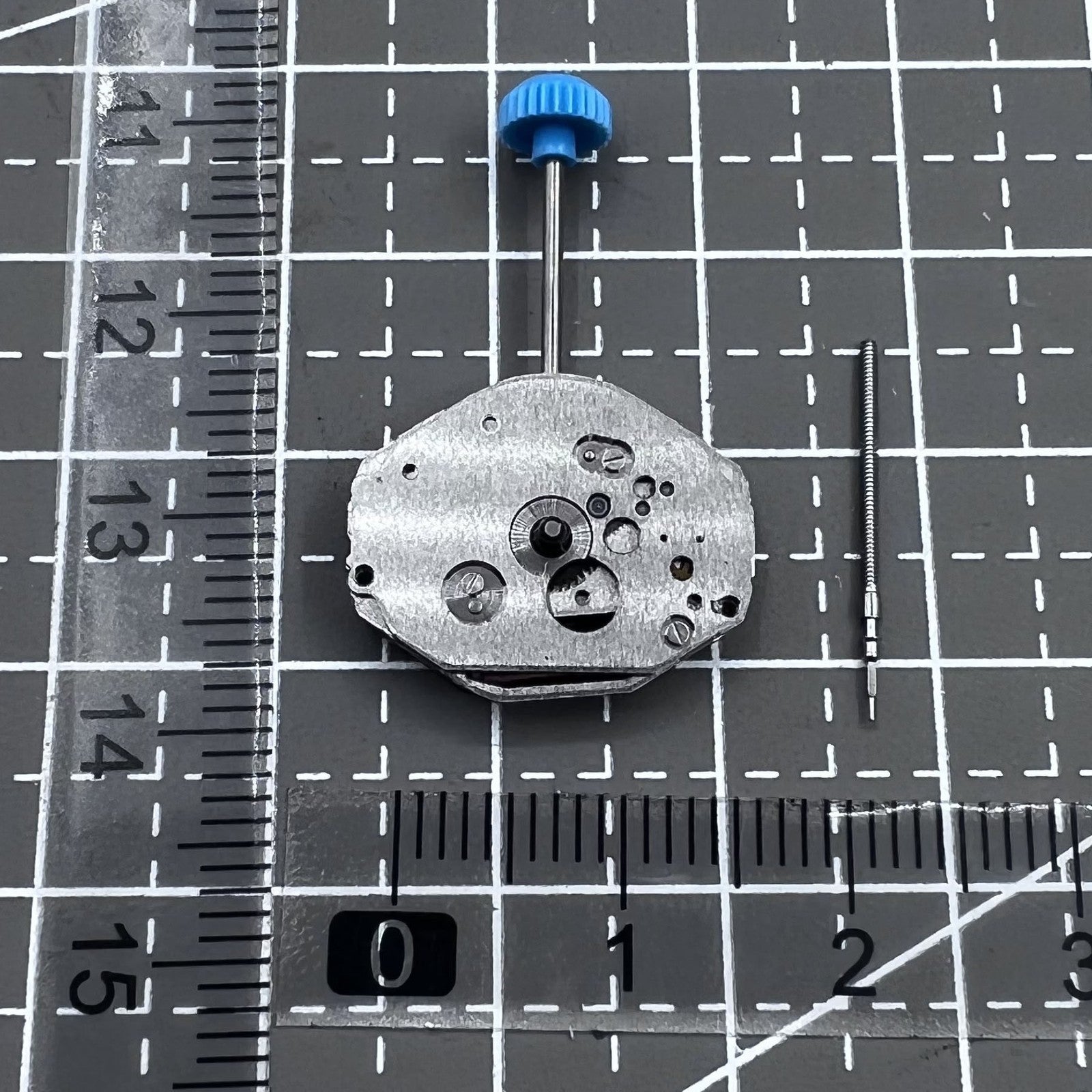 Miyota 6L45 quartz movement, 2-hands mechanism from Japan for precise watch accessories.