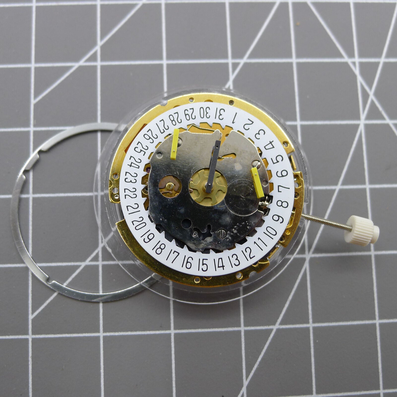 Swiss Made ISA 8171 watch movement with date at 6, precise quartz multifunctional mechanism.