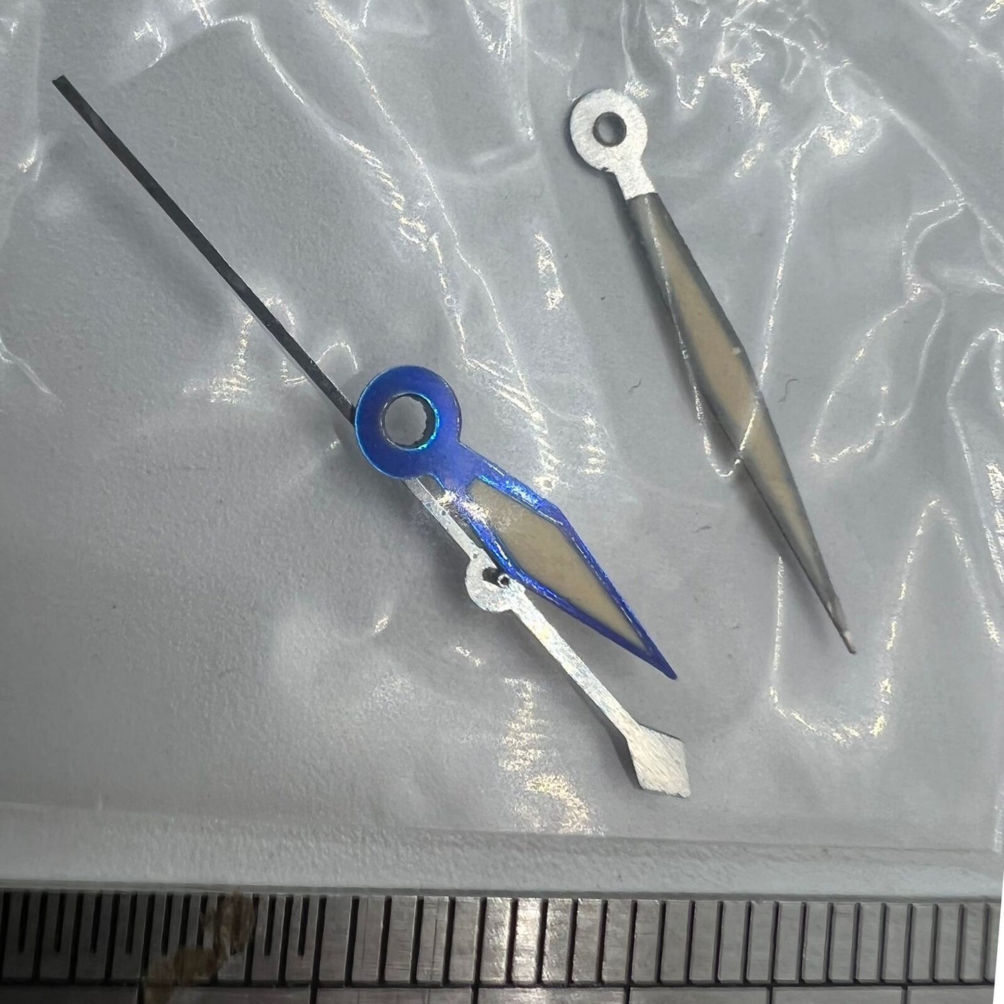 Blue-trimmed diamond orange lume watch hands, precise fit for ETA2836/2846/2824 movements.