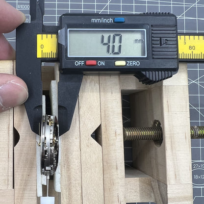 Automatisches mechanisches Uhrwerk Shanghai 7750 mit schwarzem Zifferblatt kleine Sekunde bei 9 Uhr Wochentag Datum