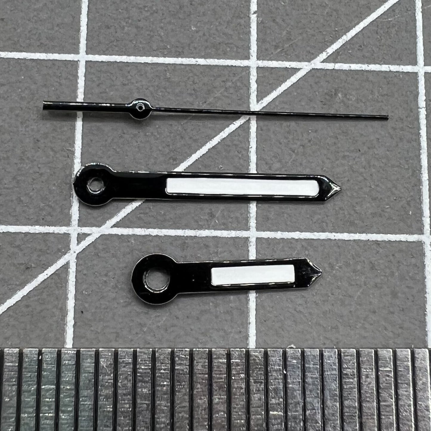 Aiguilles de montre noires pour mouvement à quartz Hattori Epson TMI VJ42 P1-H2-3 