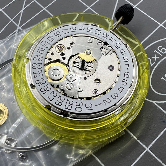 Seagull ST2130 automatic watch movement, silver finish, 28800VPH frequency, ETA 2824 compatible.