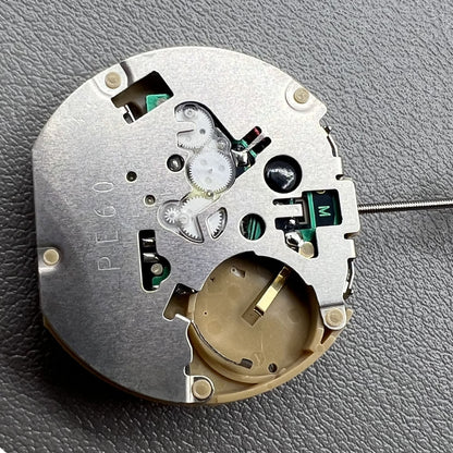 2 Stck Sunon PE60 Quarzuhrwerk mit 3 Zeigern Datum bei 3 Kleine Sekunde bei 6