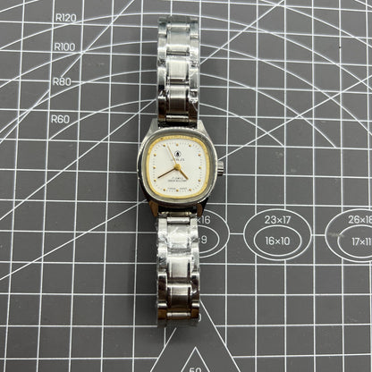Elegant 26mm SHANGHAI JINJI Lady Watch with 17-jewel manual mechanical movement and golden square case