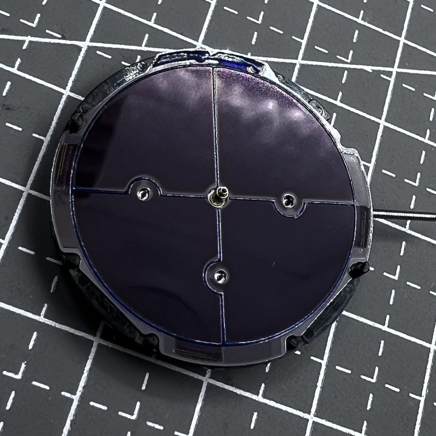 Japanisches VS3JA Quartz Uhrwerk, Eco Drive Solar betrieben, langlebig und pr�zise f�r Uhrenreparaturen.