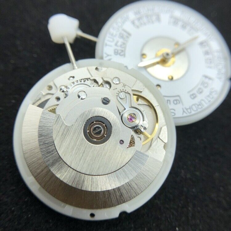China Made 2834-2 mechanical watch movement featuring double calendar, date at 3 o?clock, day at 12, precise timekeeping.