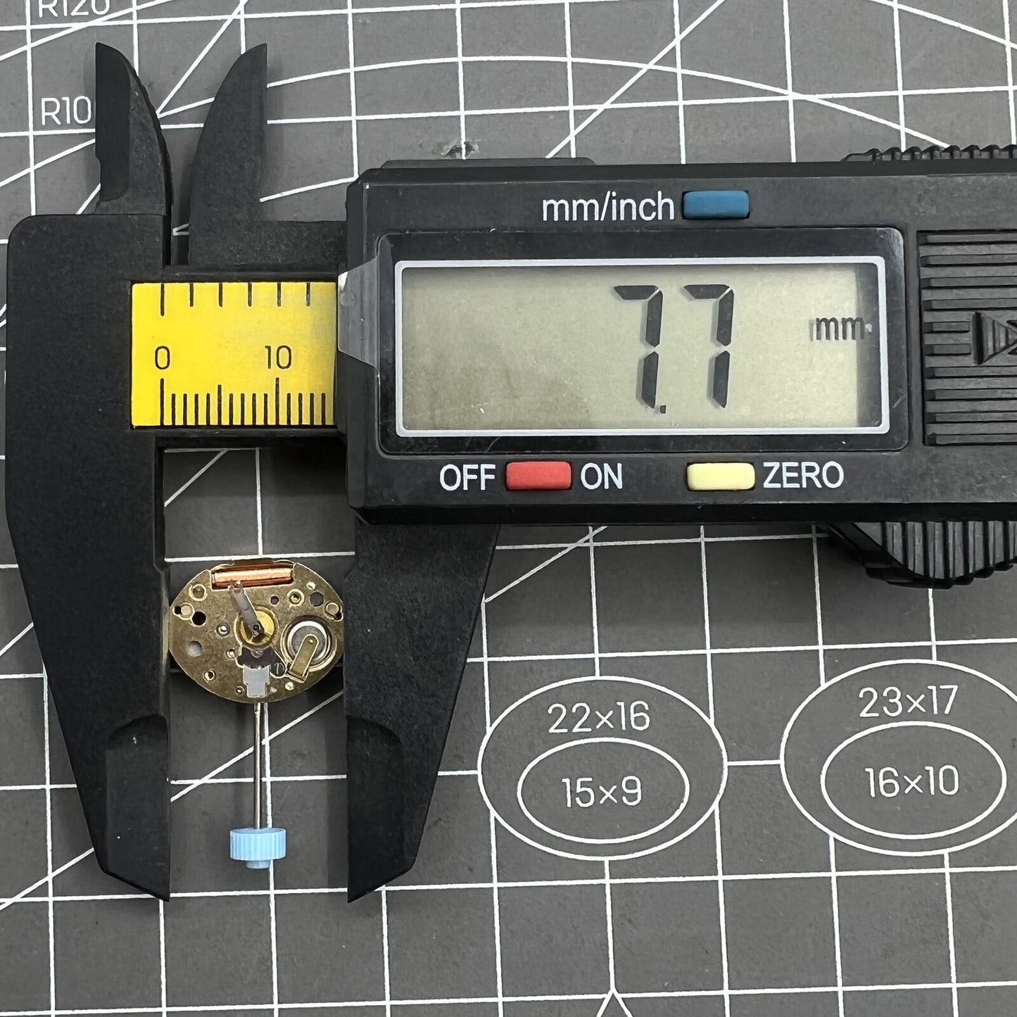 Swiss Ronda 753 quartz movement by Ronda, ensuring precise and reliable timekeeping for watch accessories.