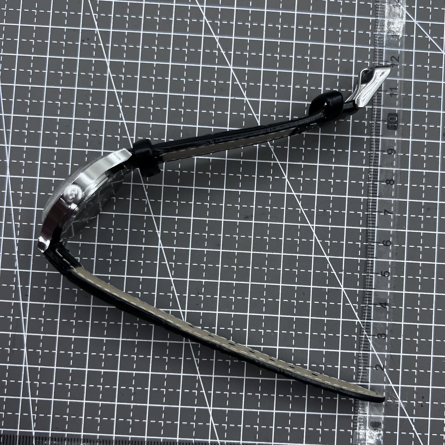 Beijing mechanische Herrenuhr 31mm Silbergehäuse schwarzes Band 3 Zeiger