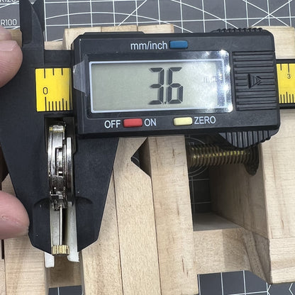 Dandong 8217 Automatisches Multifunktionales Uhrwerk Mechanisch