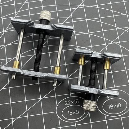 2 PIECES/set Movement Holder Watch Case Metal Watchmaker Clamp Repair Tool