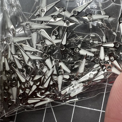 Lot de 100 aiguilles lumineuses vertes de 11 mm pour montre à quartz Hattori Epson PC21