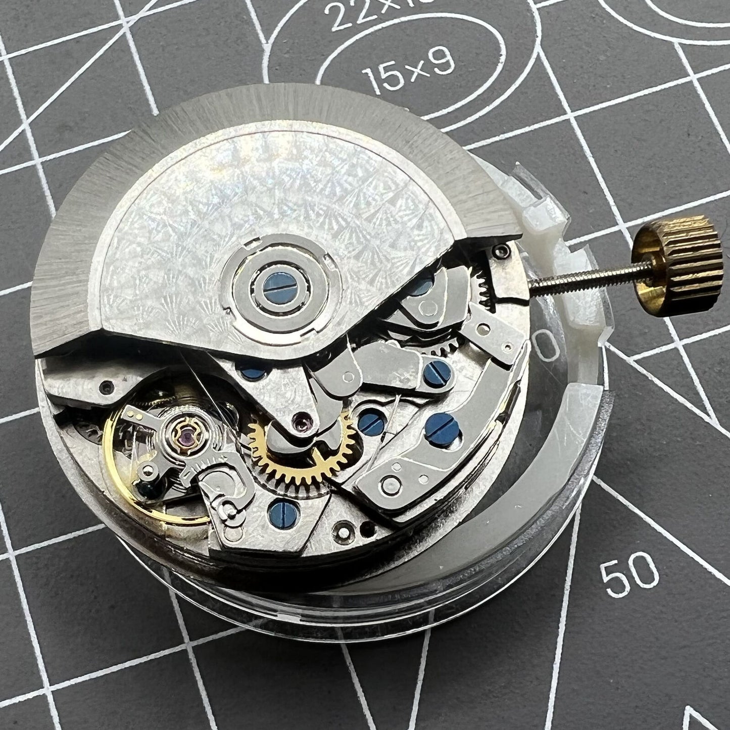Dandong 7750 Mechanical Movement Small Second At 3/6/9 Position At 6 Black Date