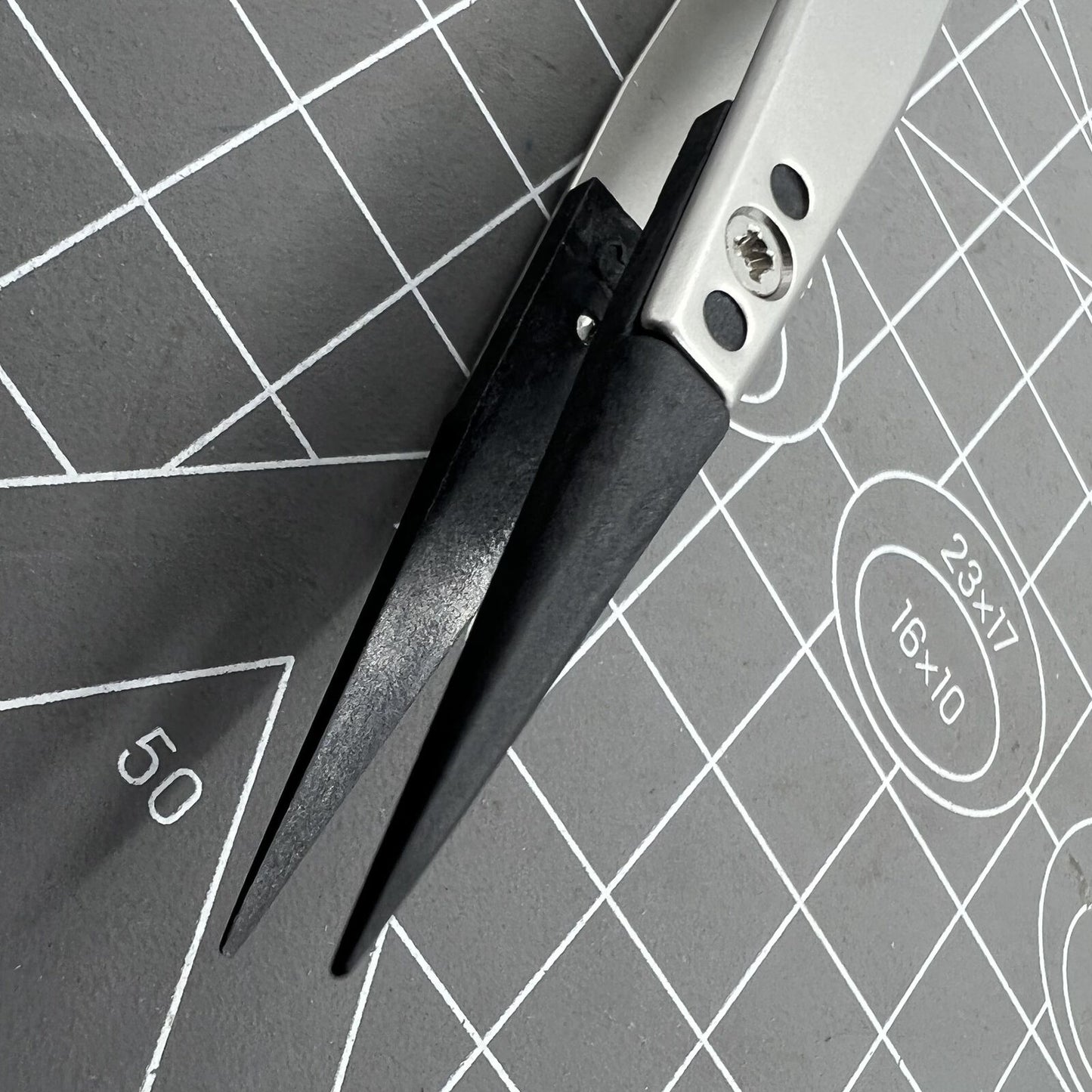Swiss Bergeon 6571-CFR-3 precision tweezers with CFR 3 ends for delicate watch repair and assembly tasks.