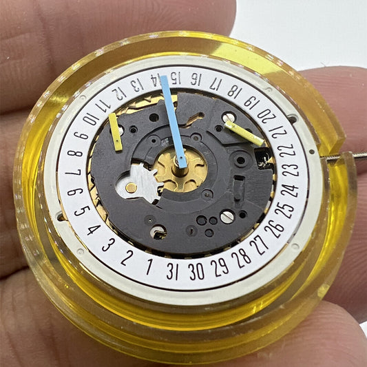 Remplacement du mouvement à quartz de la montre ISA 8172 et remplacement de l'ISA 8162